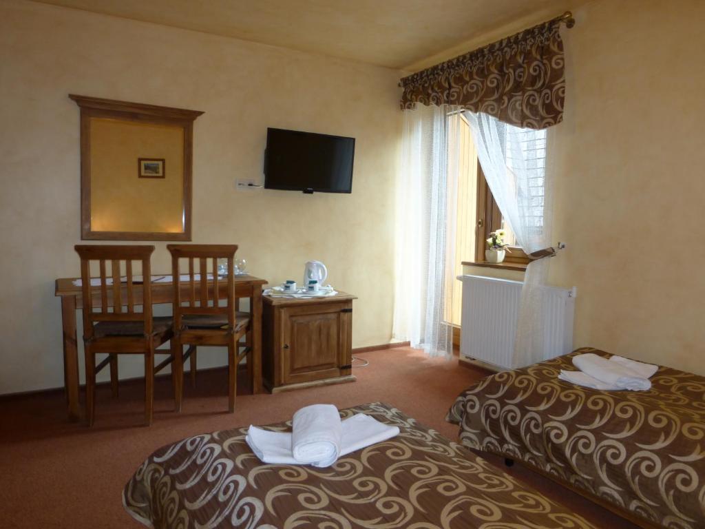 Hotel Dwor Karolowka Zakopane Eksteriør billede